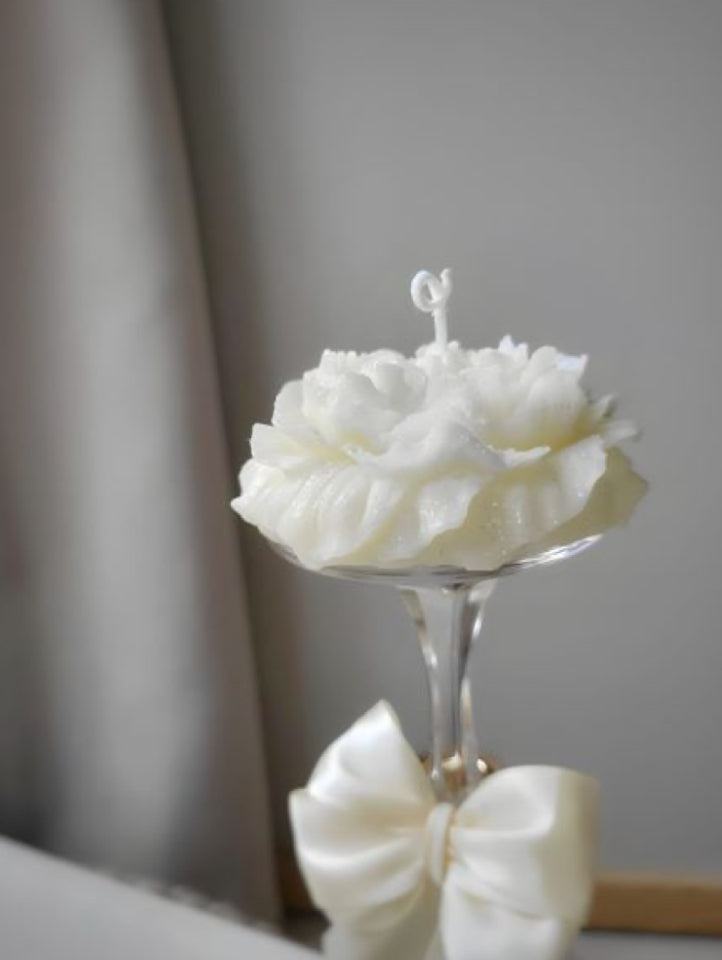 Peony Blossom Soy Wax Candle - Handcrafted Floral Decor Candle - Lavender